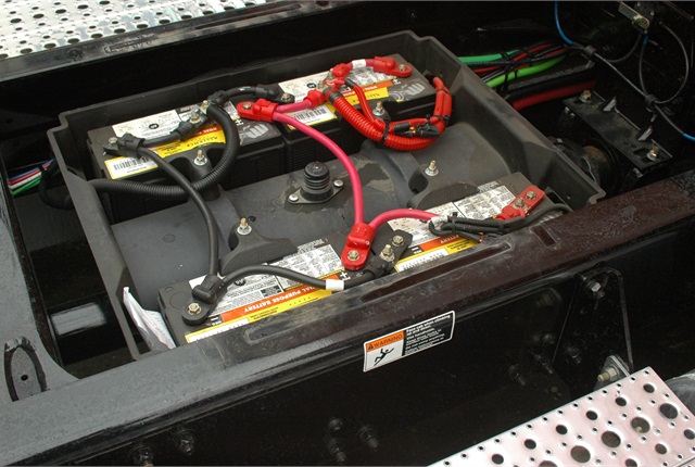 5 Tips to Keep Your Battery Running in the Summer Heat - Cypress Truck